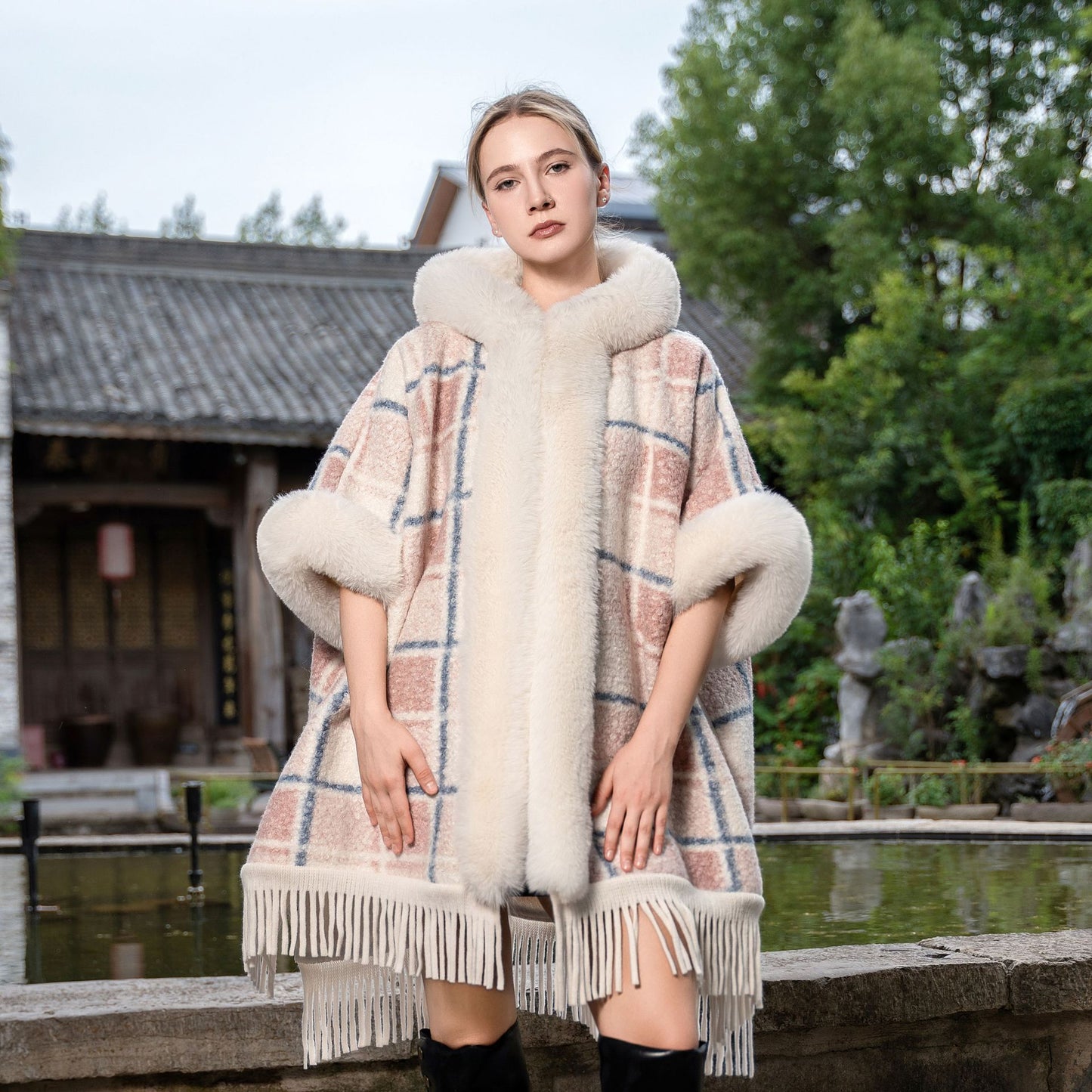 New Hooded Warm Cloak Artificial Plush Fur Shawl
