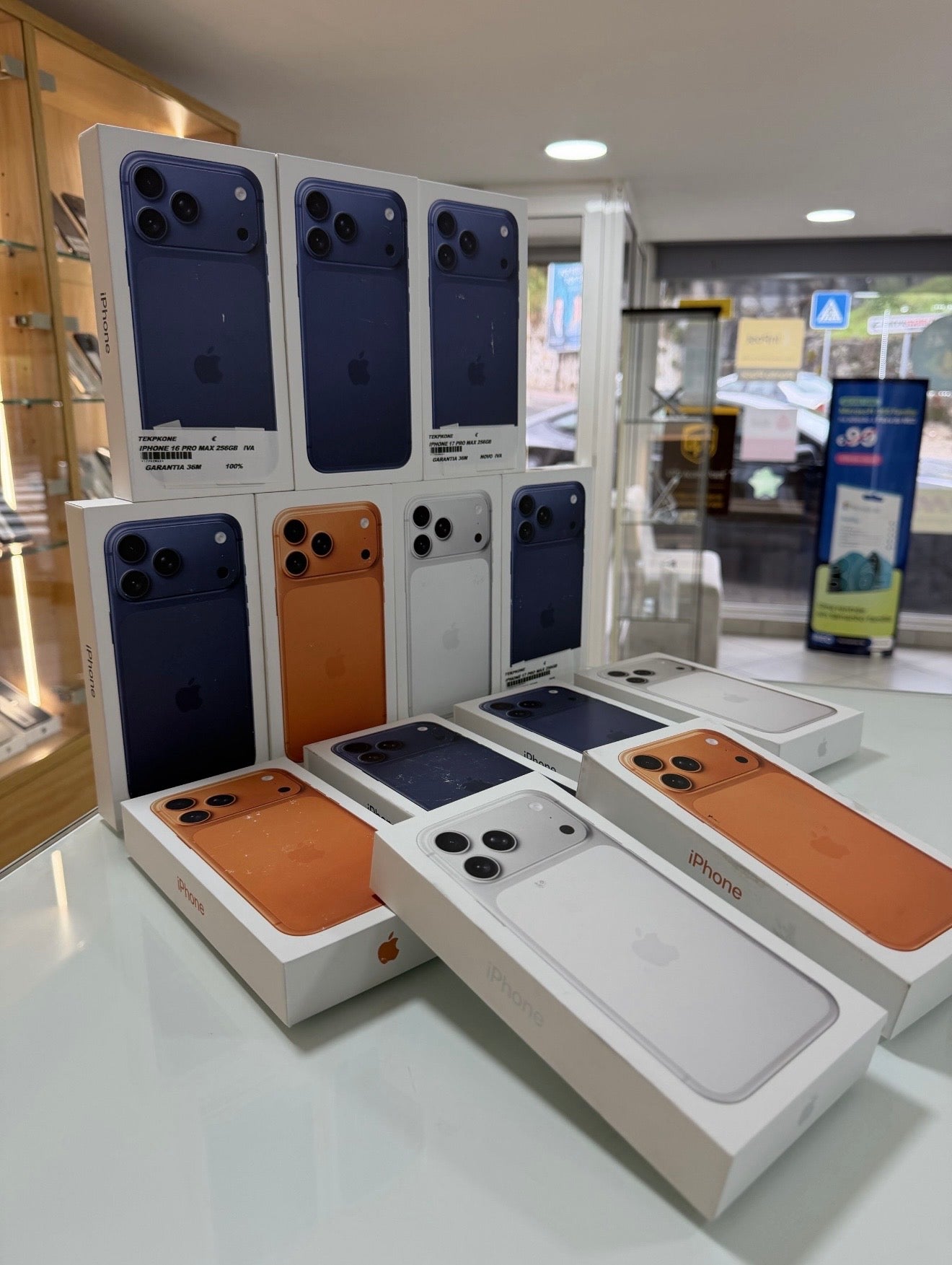 SMARTPHONE