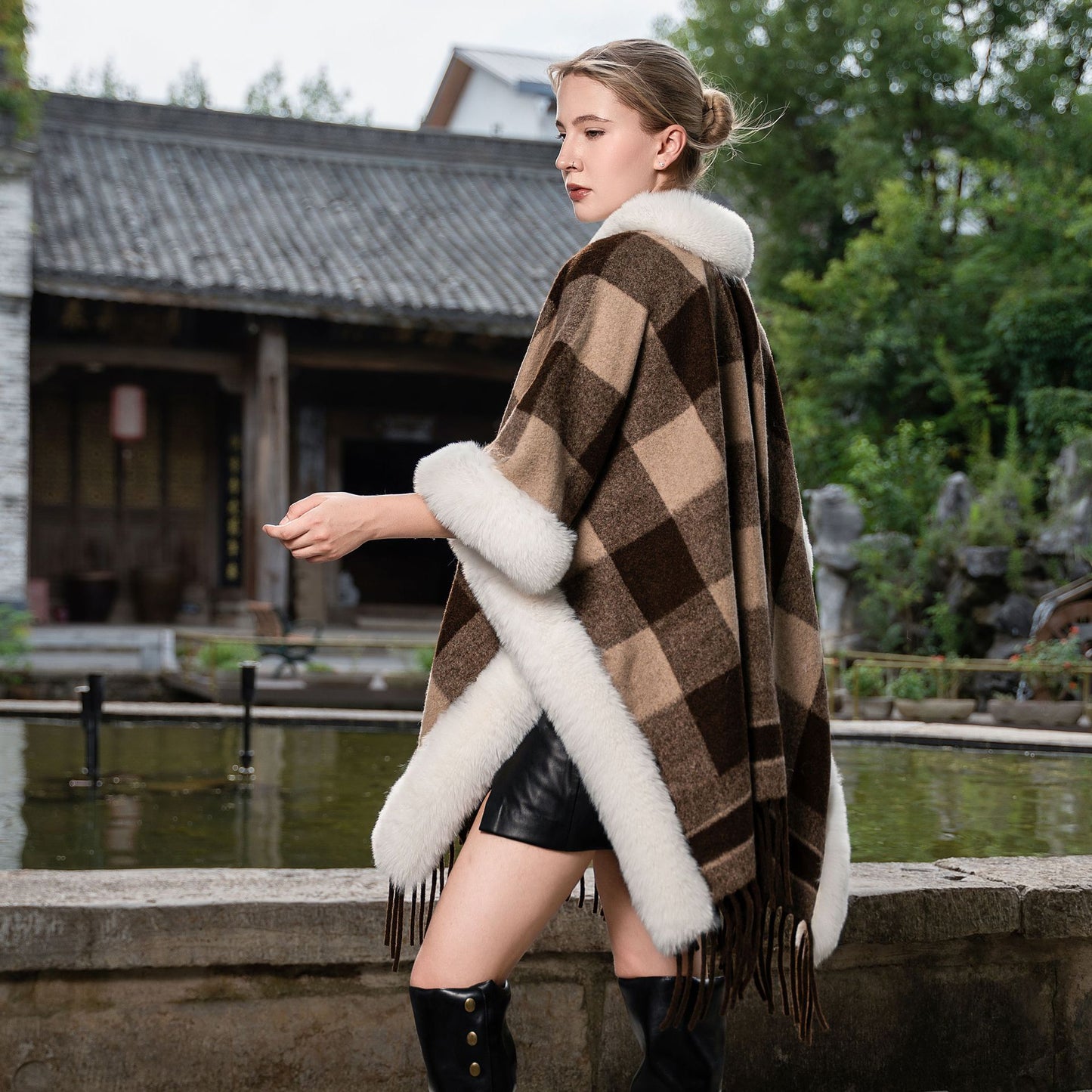 New Plus Size Cloak Hooded Fleece-lined Thickened Fur Shawl Loose Versatile Coat
