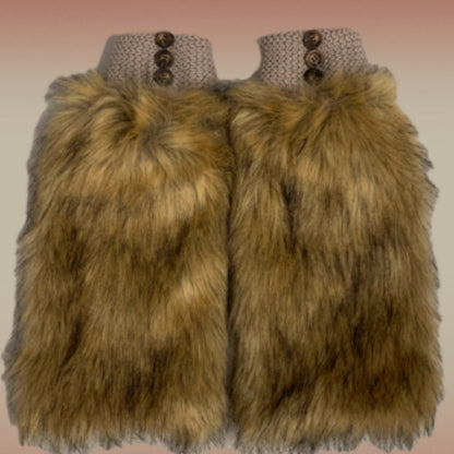 Warm sock capes imitating fur, fluffy, sweet, cool, and spicy girls.