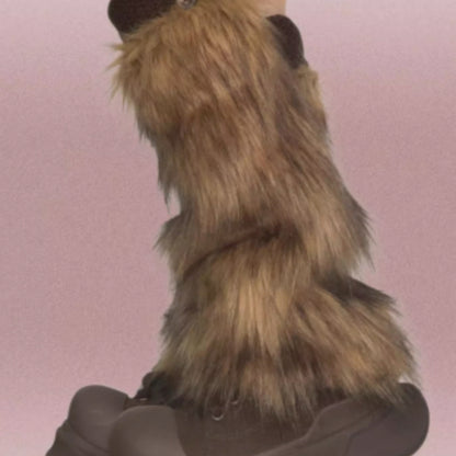 Warm sock capes imitating fur, fluffy, sweet, cool, and spicy girls.