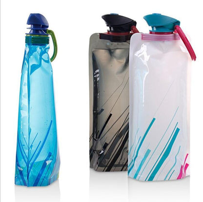 Foldable outdoor drinking bag