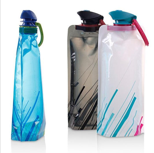 Foldable outdoor drinking bag