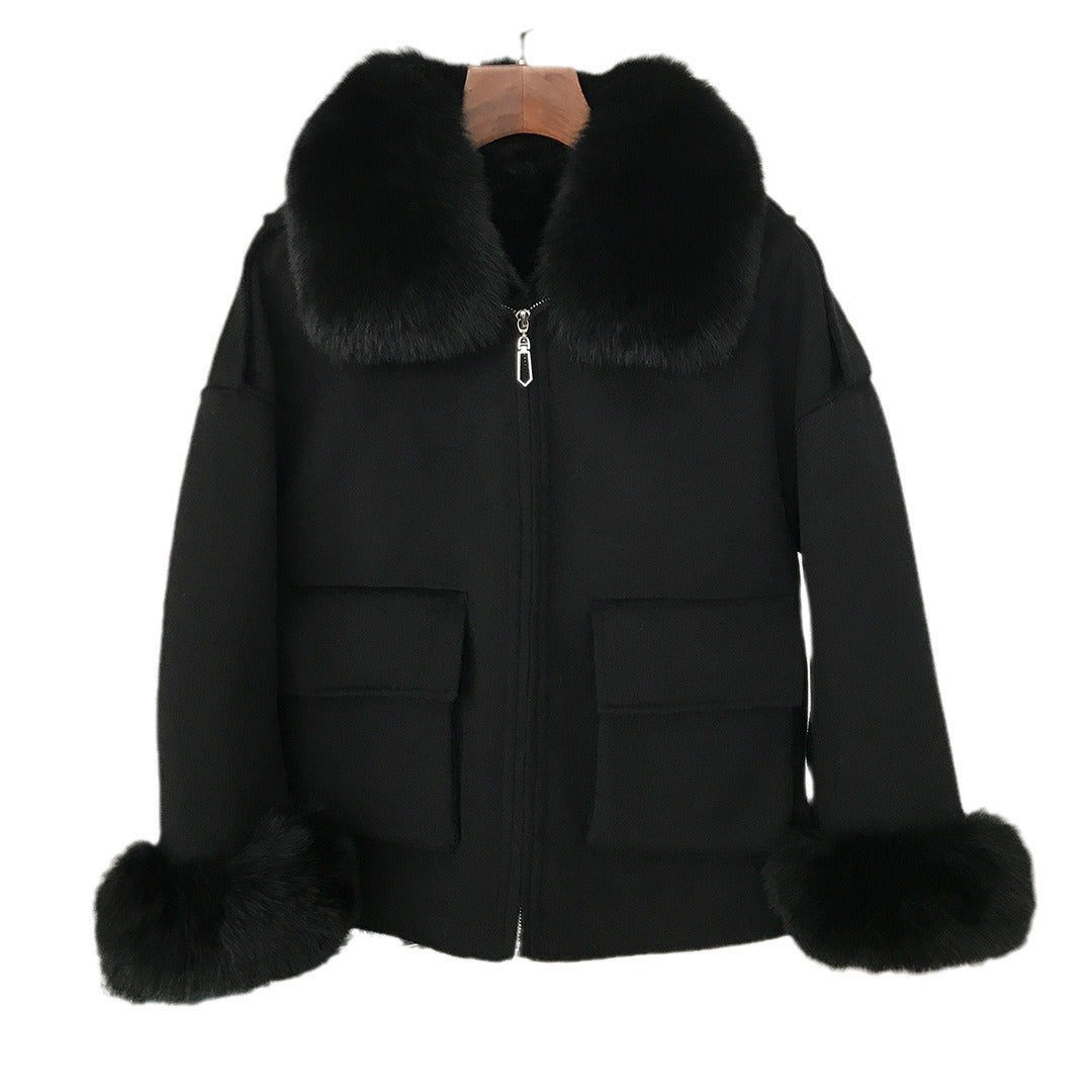 Short double-sided wool overcoat for autumn and winter. Velvet.