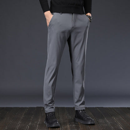 Men's loose-fitting trousers in solid colors, fashionable for men.
