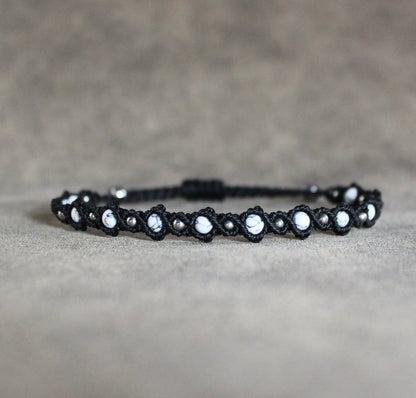 HOWLITE AWAKENING