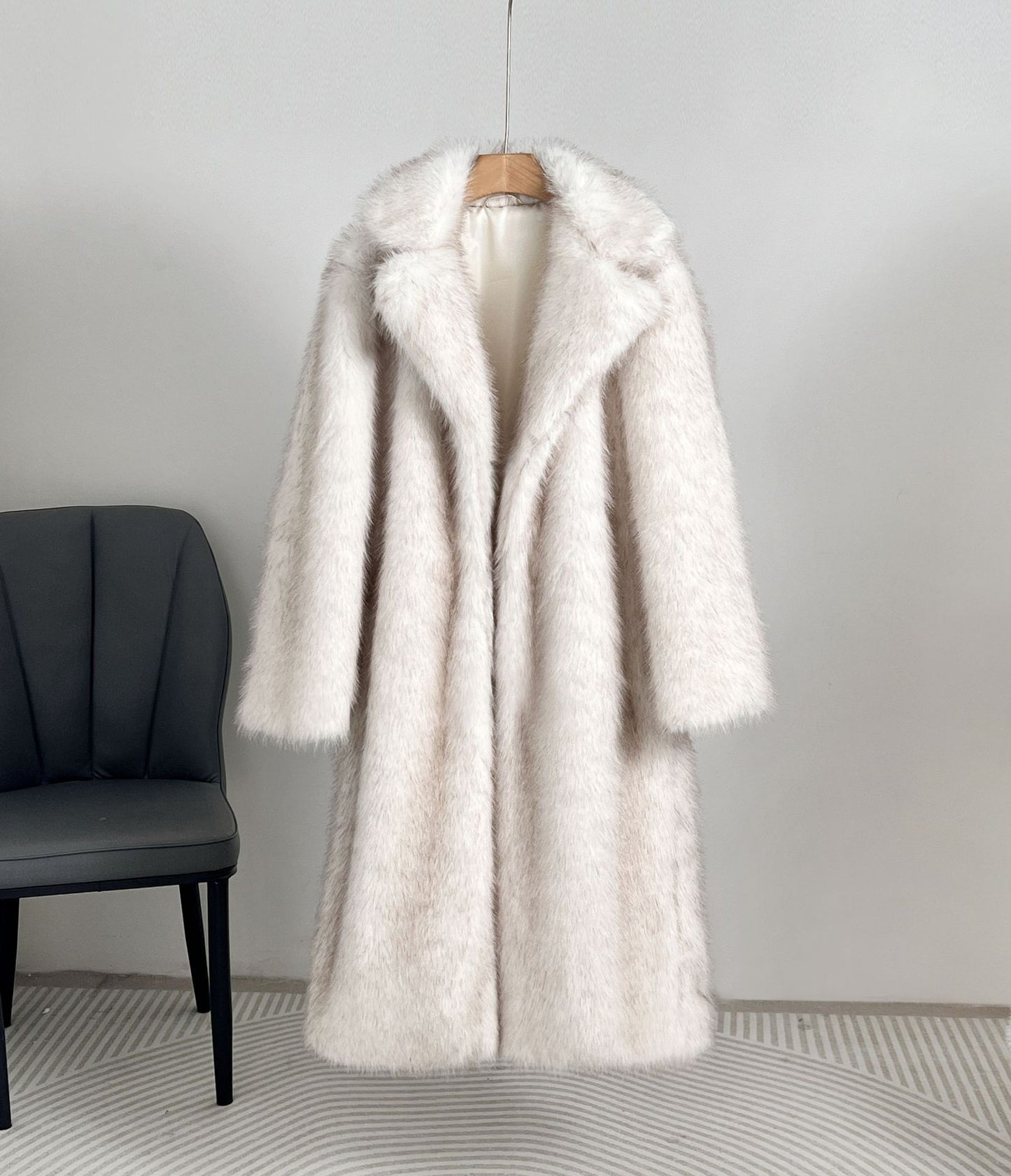 Autumn and Winter Extended Perforation Imitation Overcoat