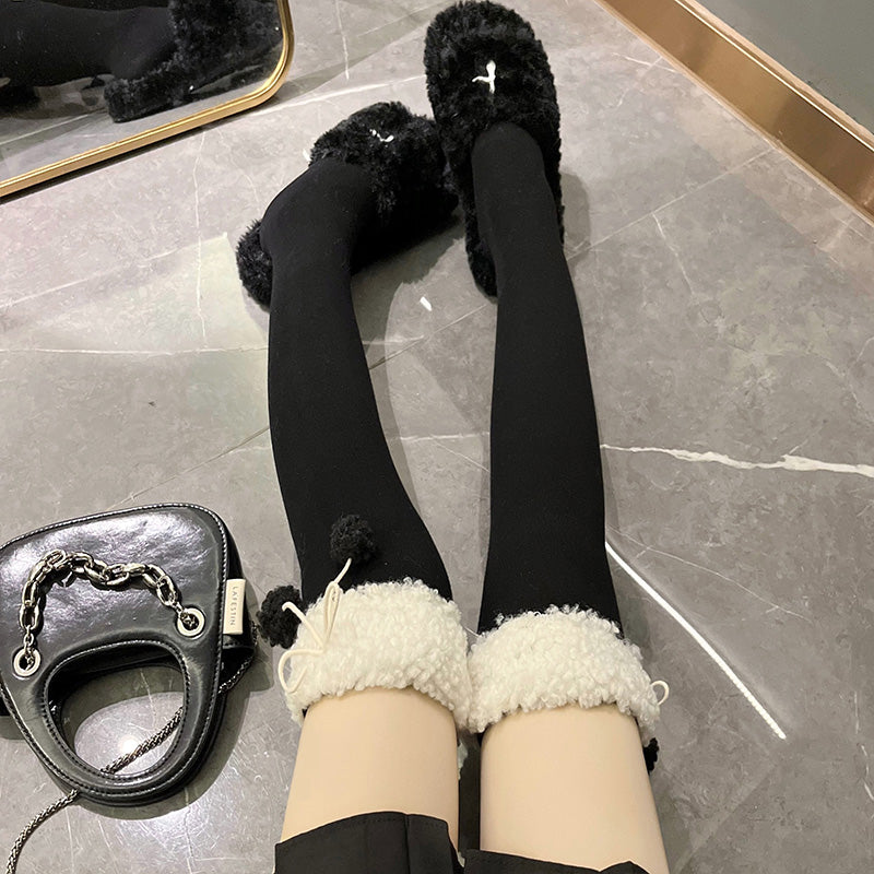 Lamb black wool knee-high socks