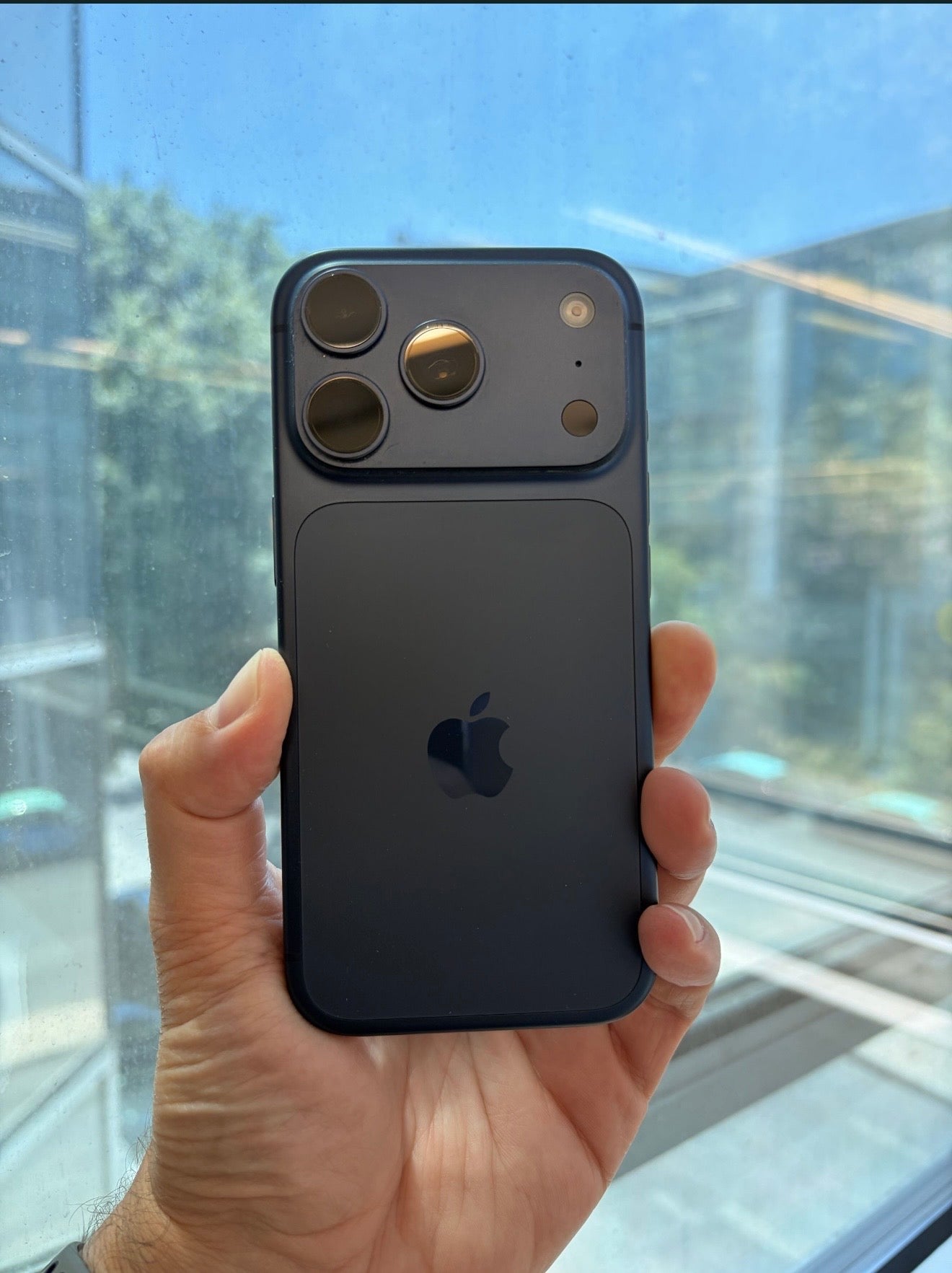 Iphone 17 pro 256% Azul