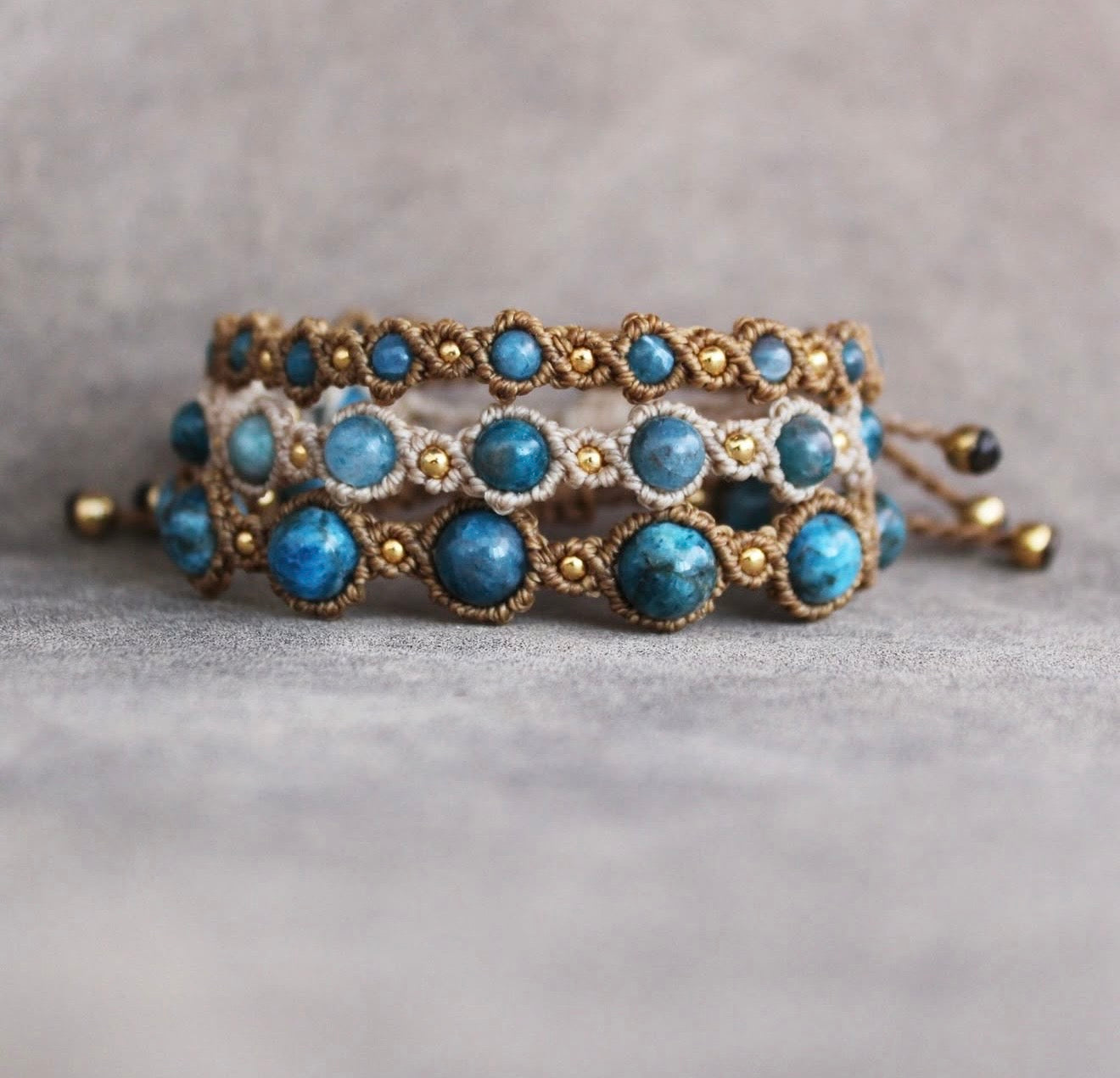 APATITE COMMUNICATION