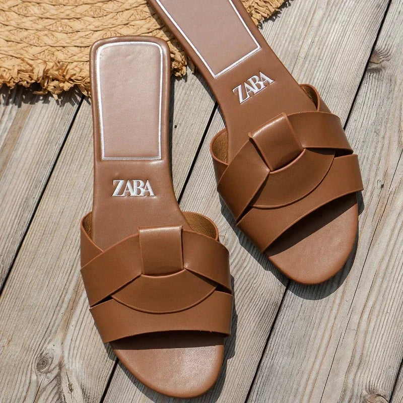 2025  Women's Flat Slippers Woven Comfortable Women's Shoes Casual Bottom Slippers New Summer Sandalias Mujer Luxury Designer