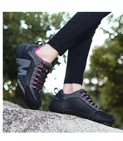 Outdoor couple hiking shoes, men's waterproof hiking shoes, leather tactical shoes, women's non slip outdoor shoes