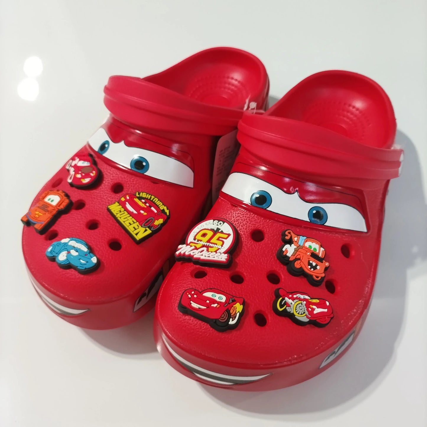Mcqueens Pixar Cars Cartoon Kawaii Waterproof Breathable Eva Slippers For Adults Solid Outdoor Sandals With Holes Casual Shoes