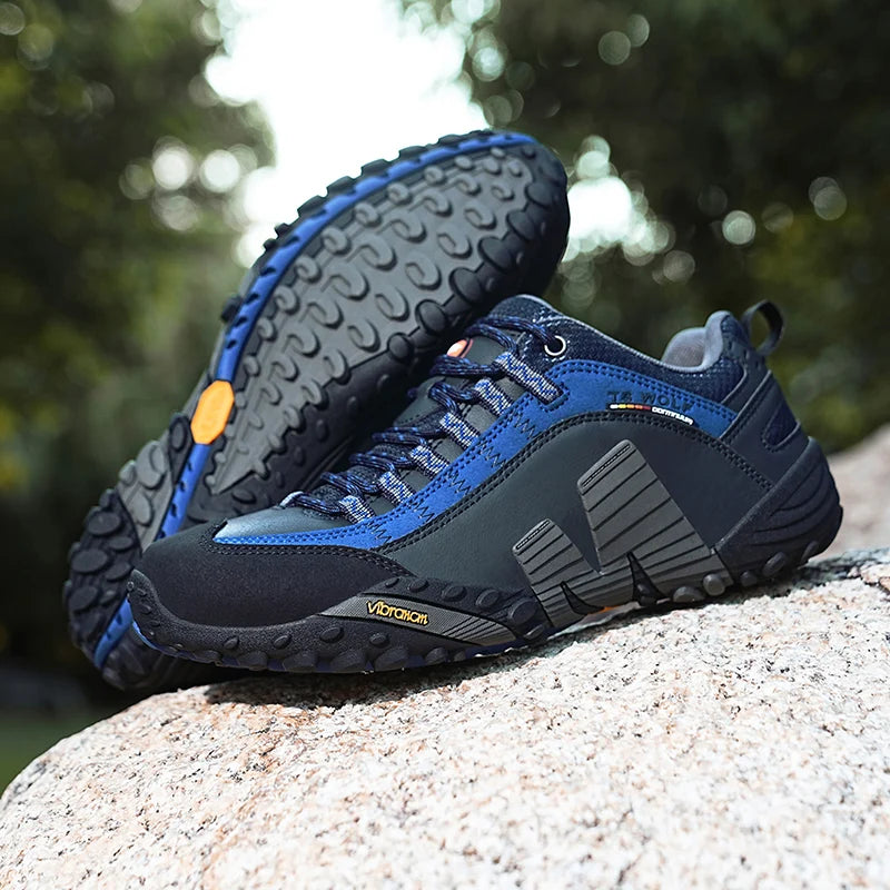 Outdoor couple hiking shoes, men's waterproof hiking shoes, leather tactical shoes, women's non slip outdoor shoes