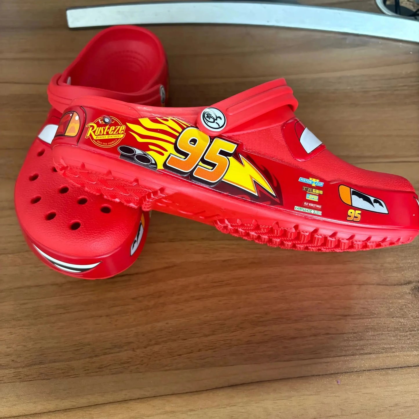 Mcqueens Pixar Cars Cartoon Kawaii Waterproof Breathable Eva Slippers For Adults Solid Outdoor Sandals With Holes Casual Shoes
