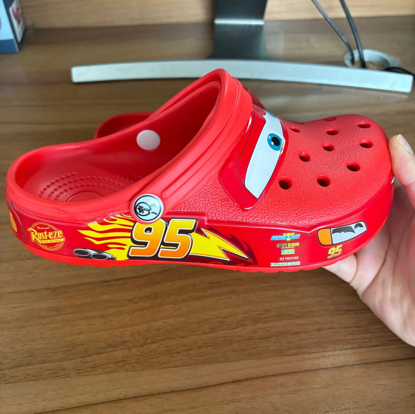 Mcqueens Pixar Cars Cartoon Kawaii Waterproof Breathable Eva Slippers For Adults Solid Outdoor Sandals With Holes Casual Shoes
