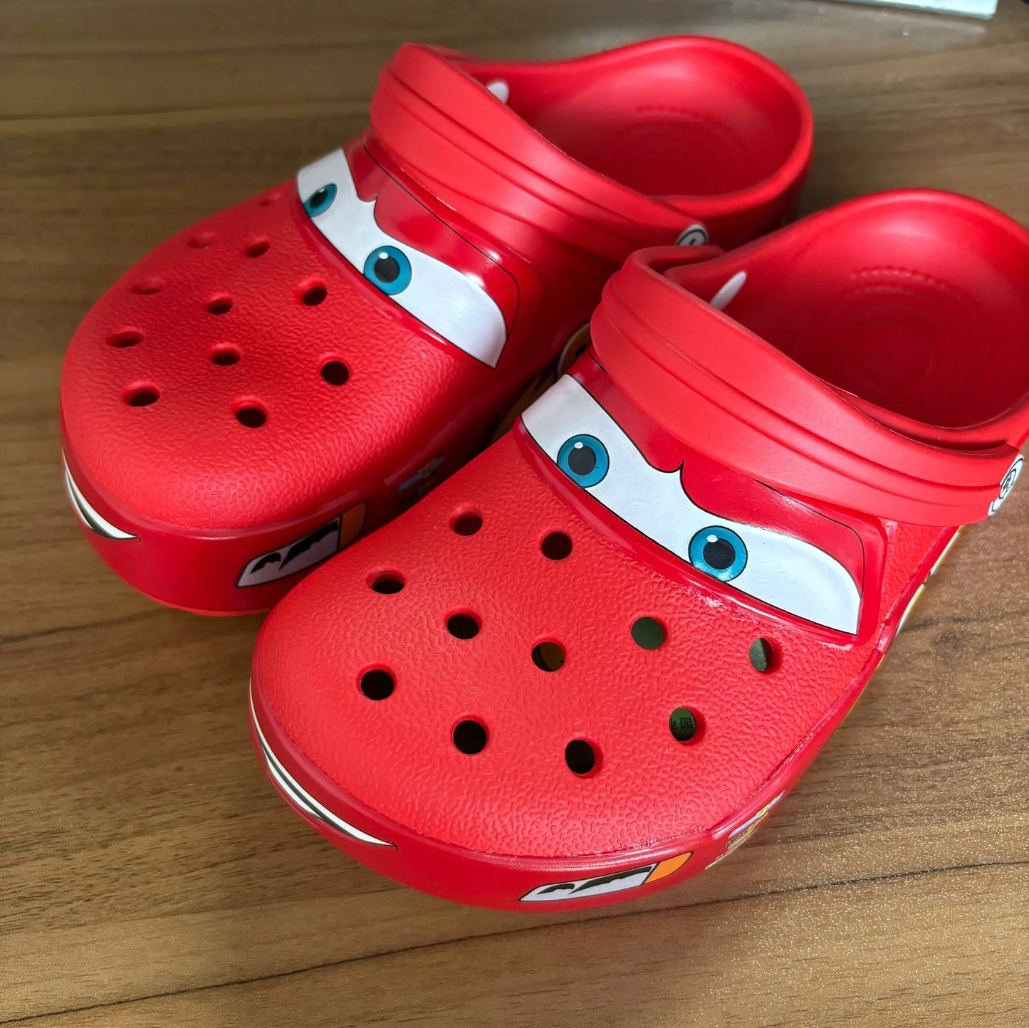 Mcqueens Pixar Cars Cartoon Kawaii Waterproof Breathable Eva Slippers For Adults Solid Outdoor Sandals With Holes Casual Shoes