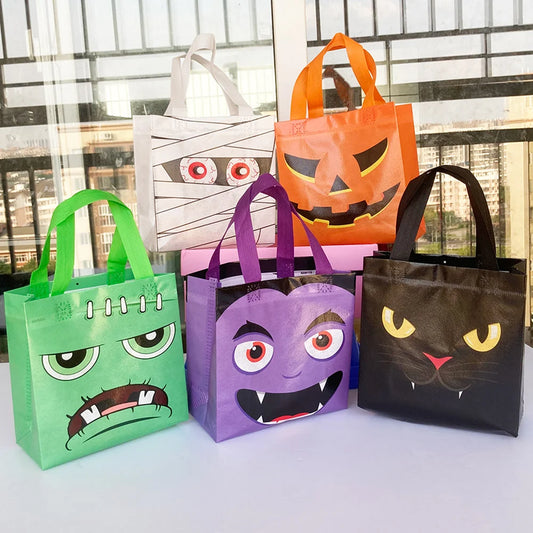 5 PCS Halloween Non-Woven Treat Bags Pumpkin Ghost Bat Mummy Monster Cat  Pattern Totes Bag Trick or Treat Halloween Party Favor