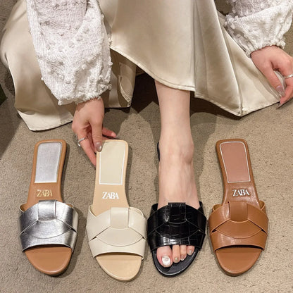 2025  Women's Flat Slippers Woven Comfortable Women's Shoes Casual Bottom Slippers New Summer Sandalias Mujer Luxury Designer