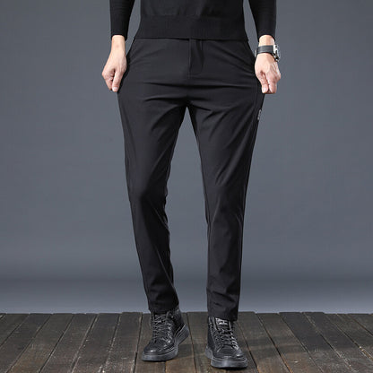 Men's loose-fitting trousers in solid colors, fashionable for men.