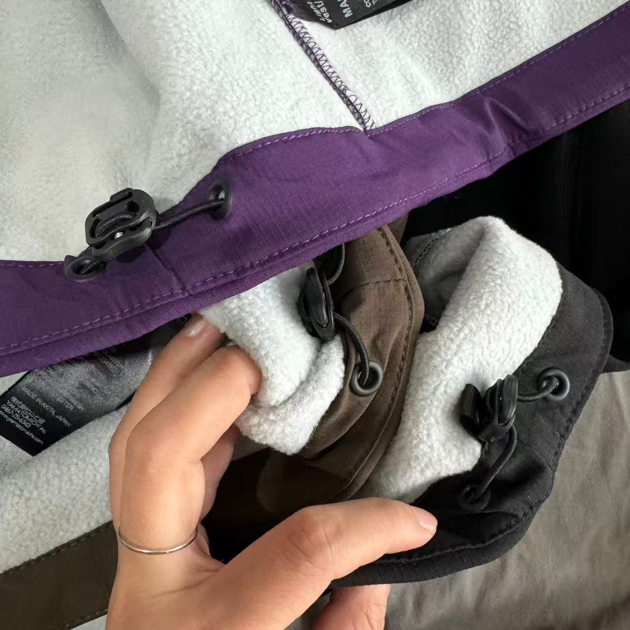 Lightweight outdoor fleece jacket