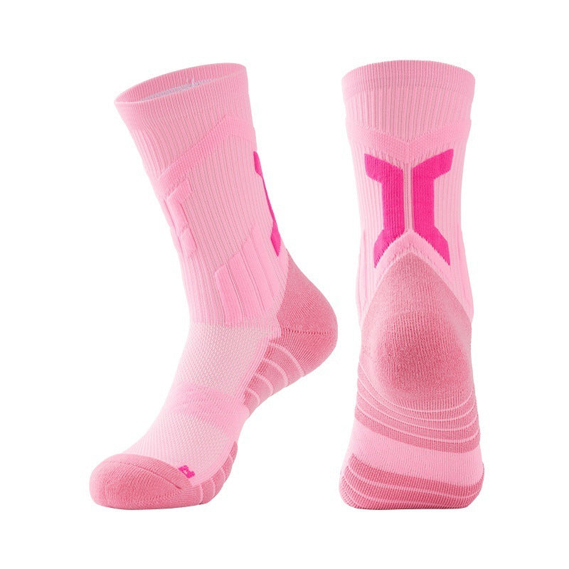 Fast-paced men's basketball player Terry Sock
