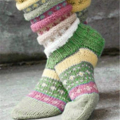Women's warm-colored woolen knit socks